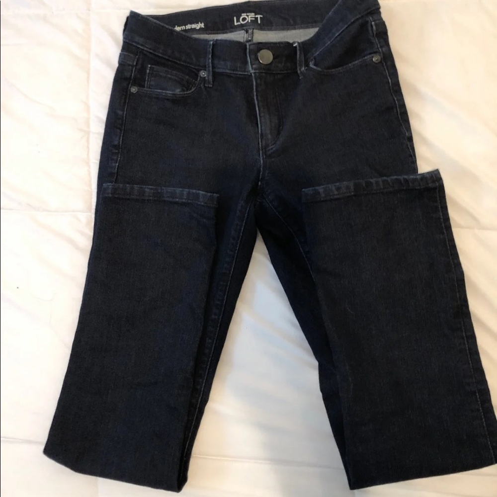 Ann Taylor LOFT strait leg.